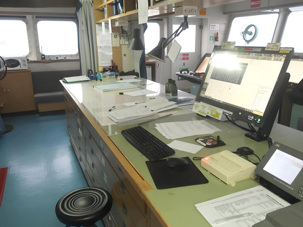 2010 Built 105000 DWT Oil Tanker For Sale - 9 - ShipsTrading