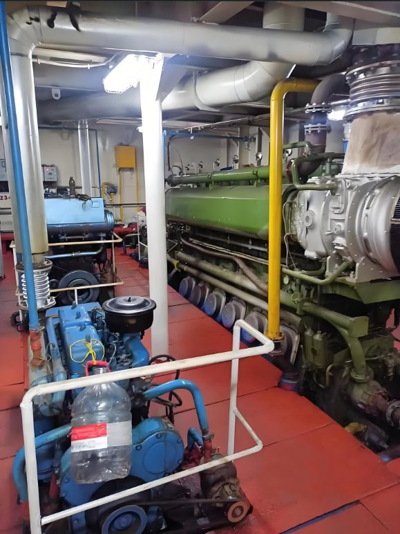2019 Built 3550 DWT Self Driven Split Hopper Barge For Sale - 7 - ShipsTrading