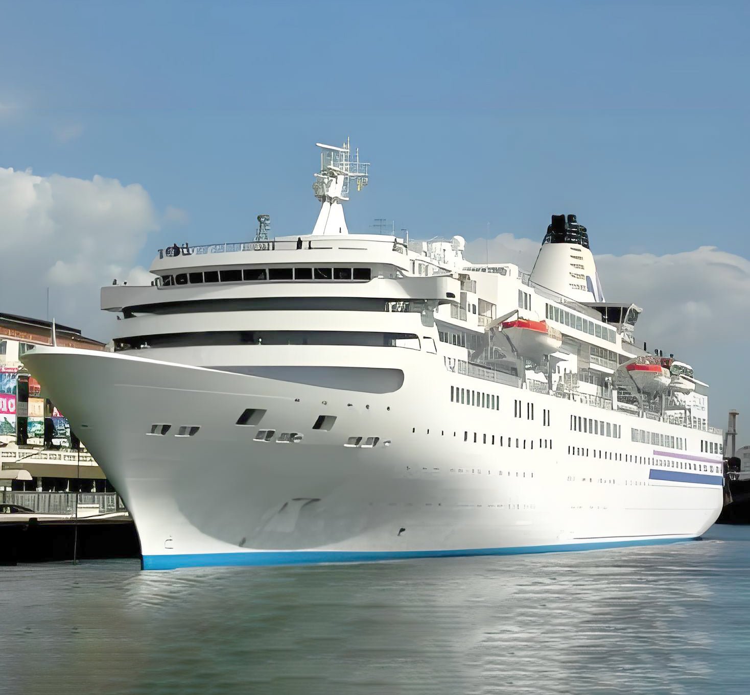 1998 Built 4200 DWT Cruise ship For Sale For Sale