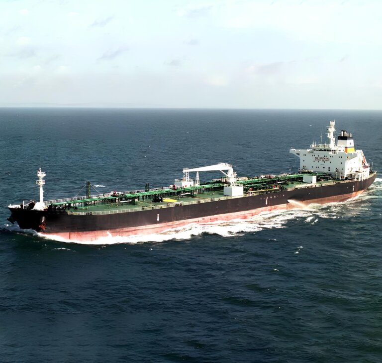 2000 Built  75000 DWT Oil Tanker For Sale For Sale