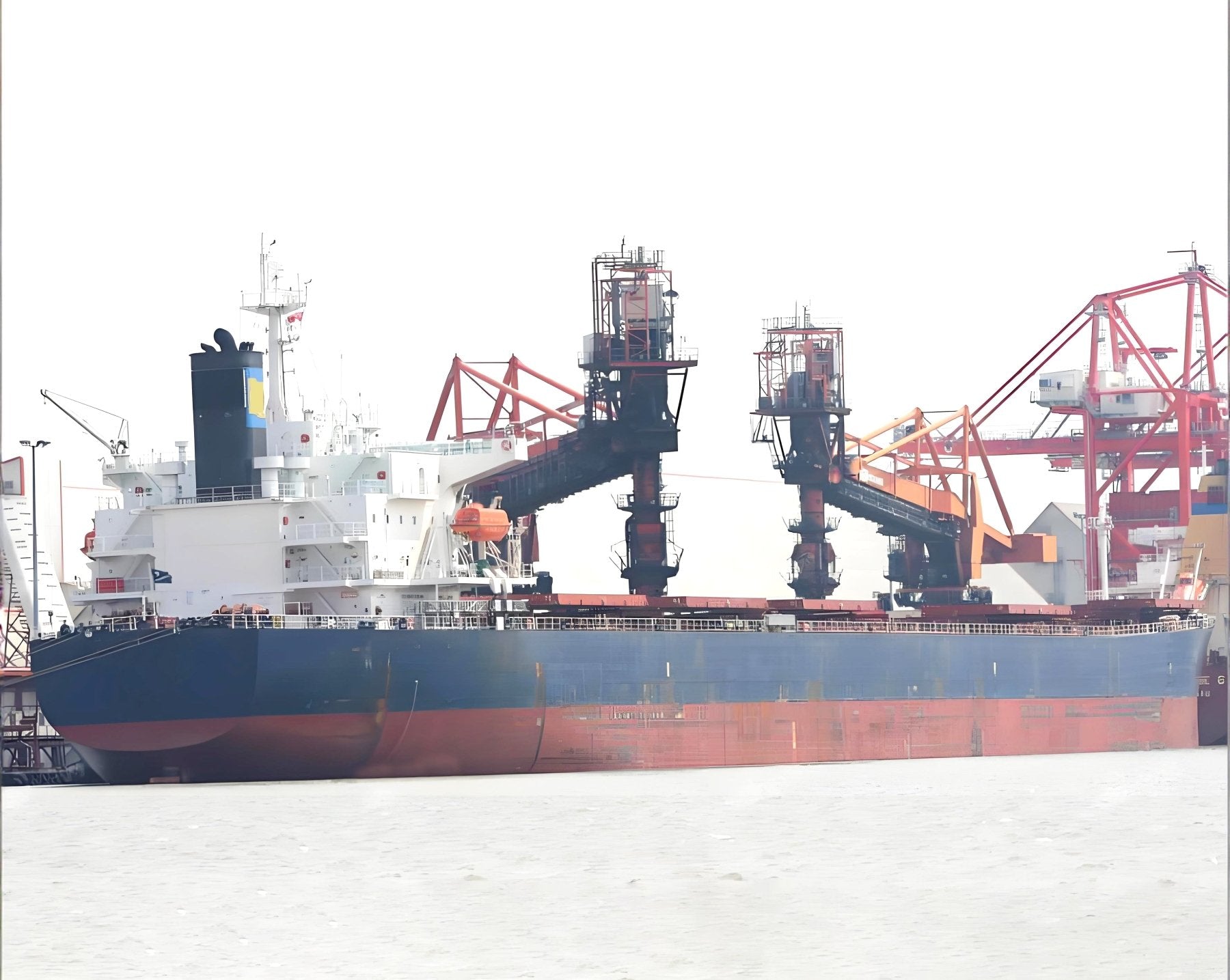2004 Built 76500 DWT Bulk Carrier For Sale Detail 3