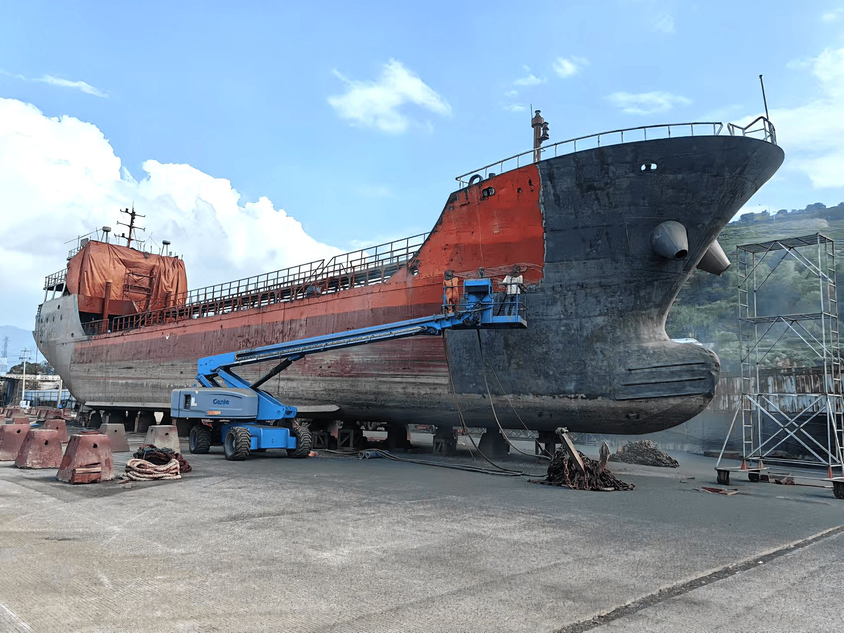 2005 Built 1000 DWT Oil Tanker For Sale Detail 1