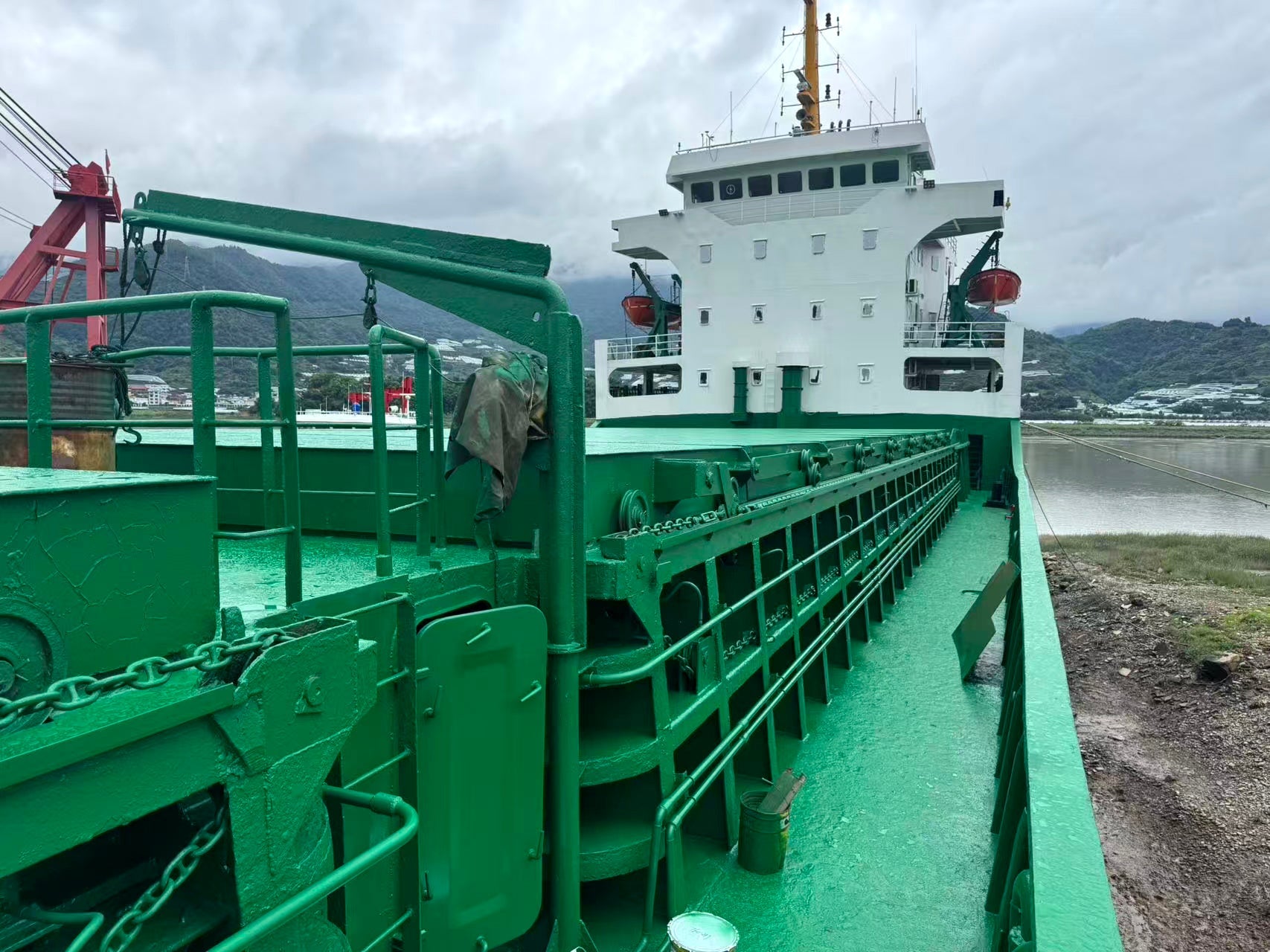Navire polyvalent de 9 900 DWT, construit en 2005, à vendre – Détails 2