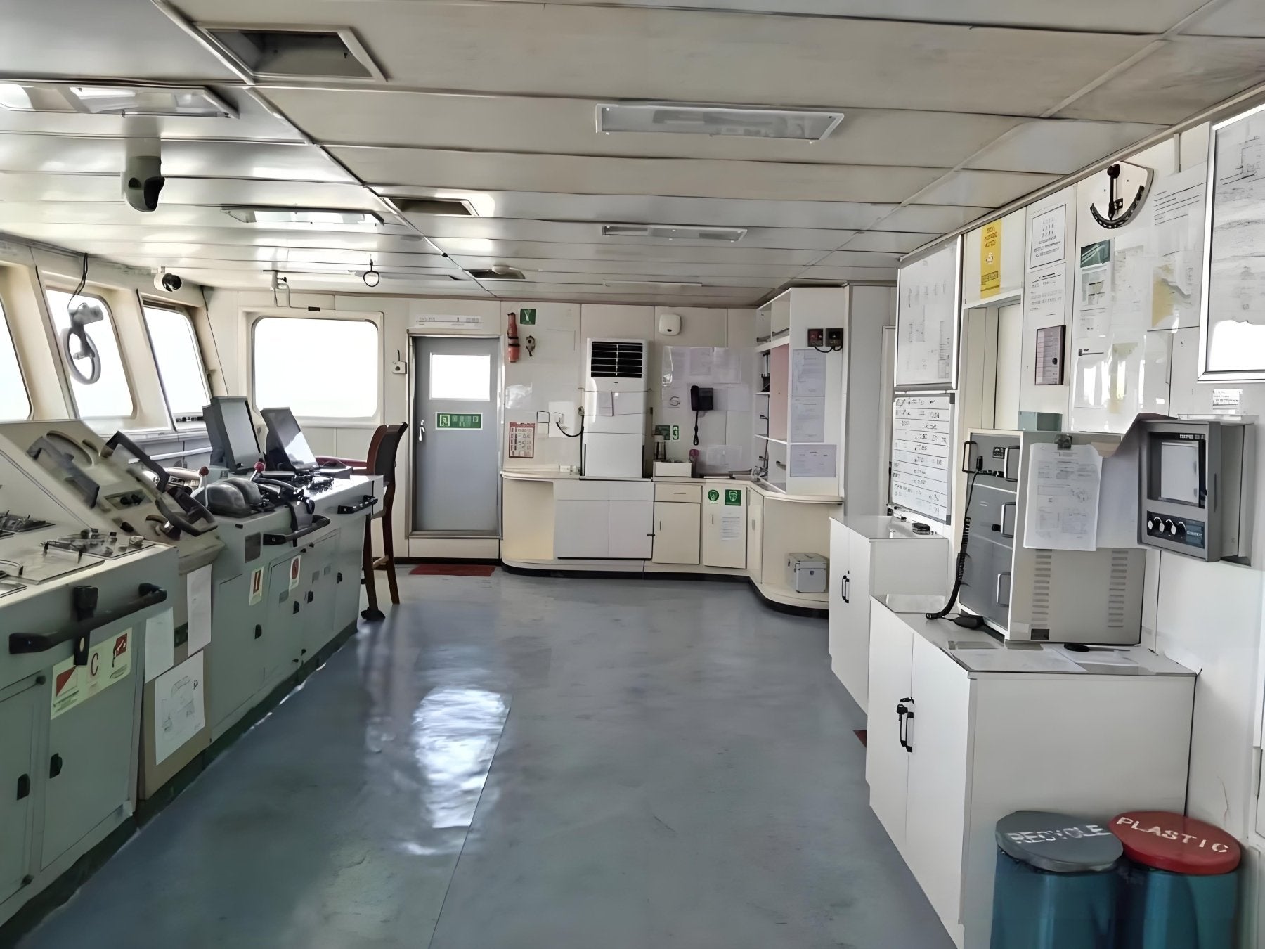 2006 Built 12300 DWT 770 TEU Container Ship For Sale Detail 7