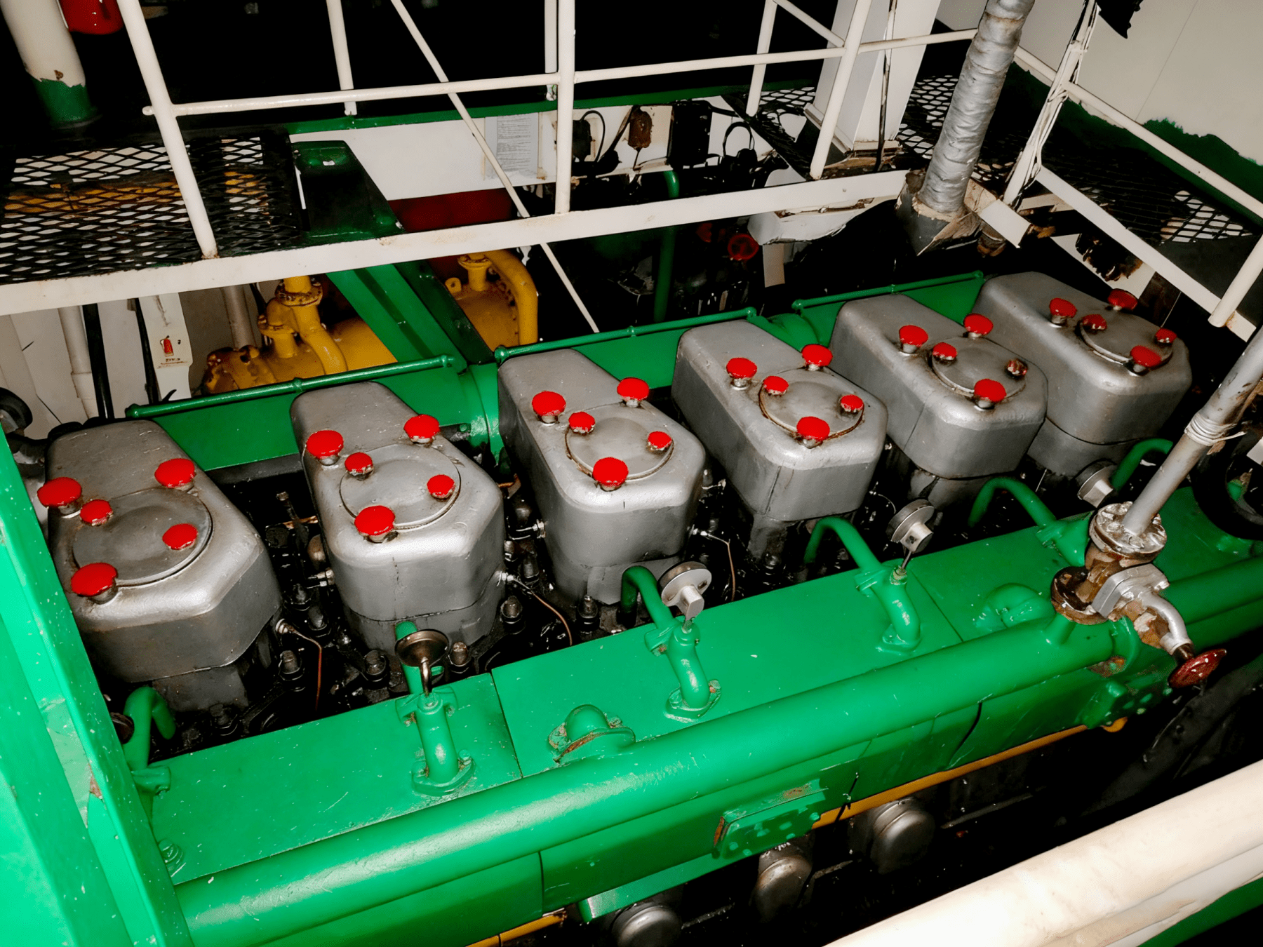 2006 Built 2500 DWT Oil Tanker For Sale Detail 13