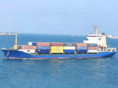 2006 Built 8700 DWT 599 TEU Container Ship For Sale