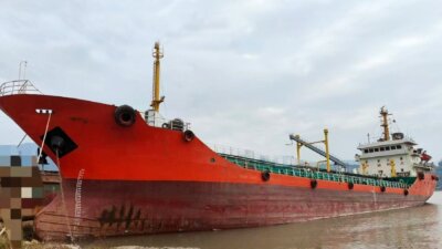 2007 Built 1900 DWT Oil Tanker For Sale