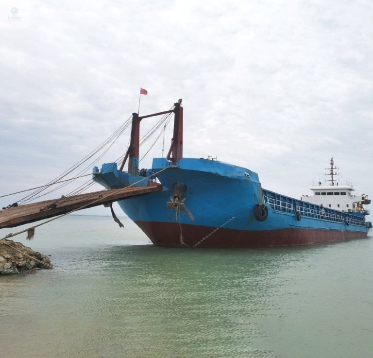 2009 Built 2300 DWT Landing Craft Tank For Sale For Sale