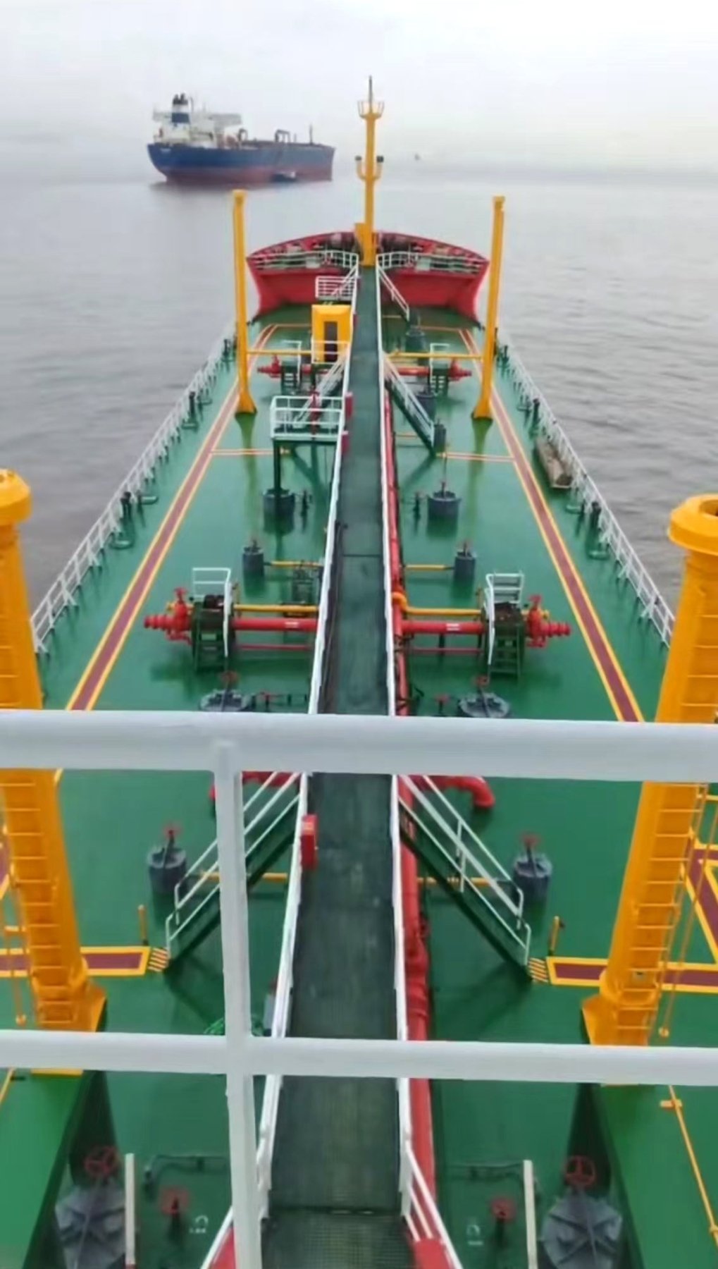 Detalles del petrolero de 5.600 DWT construido en 2010, en venta, parte 2
