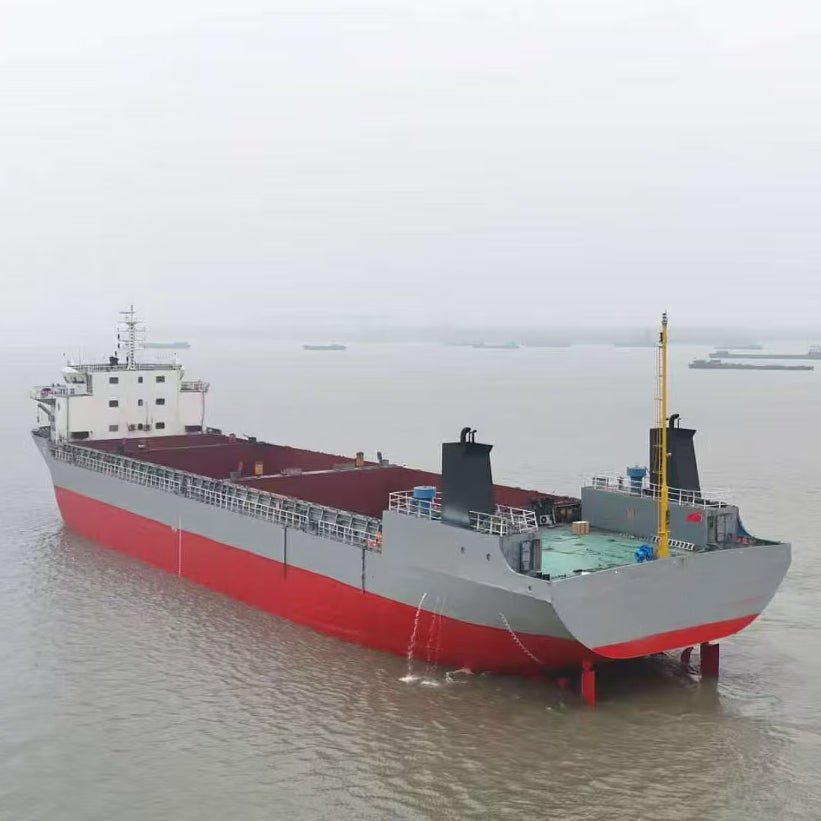 2012年建造的6000载重吨、396 TEU集装箱船出售详情 1
