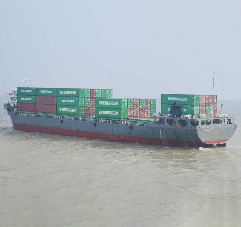 2012 Built 8800 DWT 426 TEU Container Ship For Sale Detail 1
