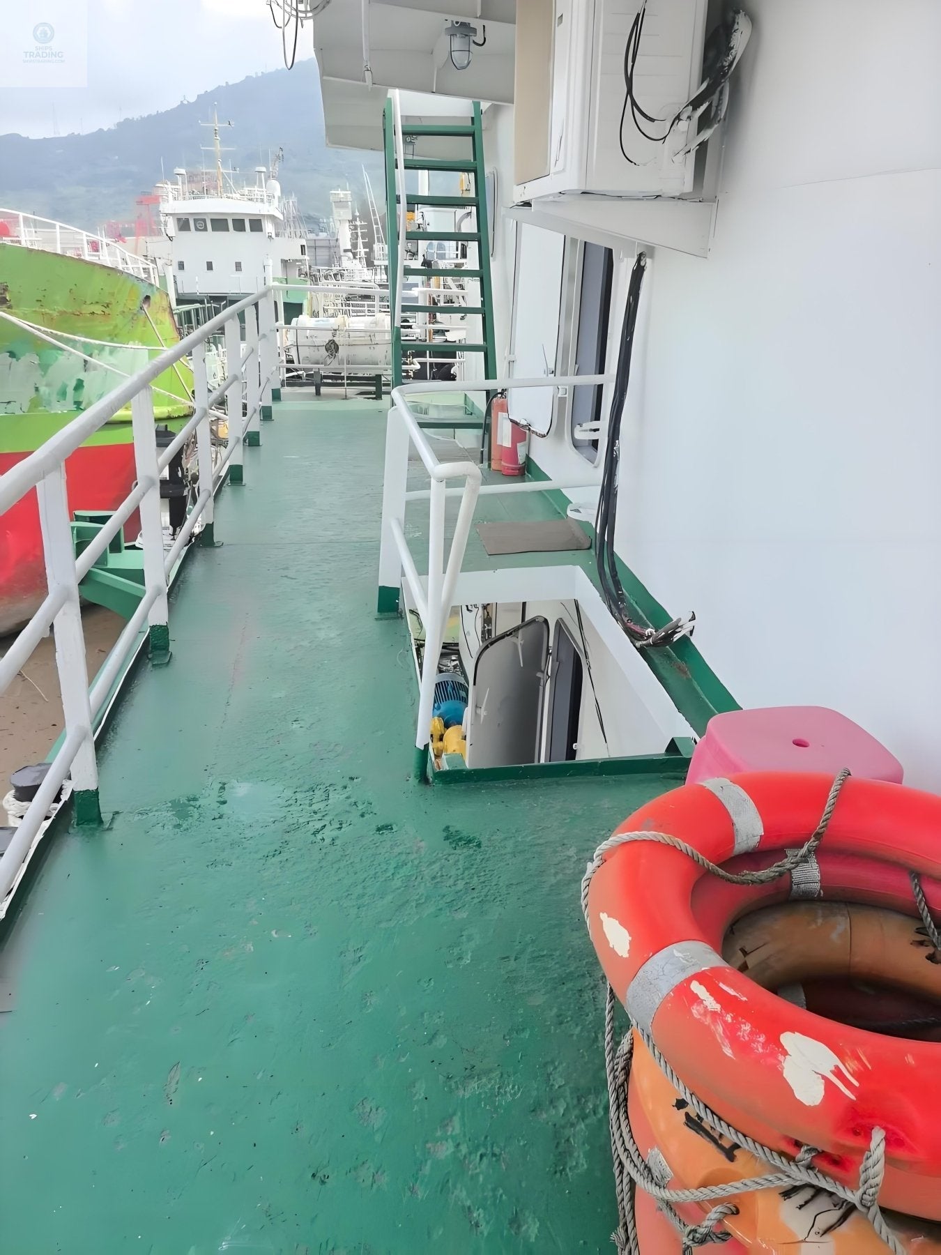2013 Built 1200 DWT Landing Craft Tank For Sale Detail 9