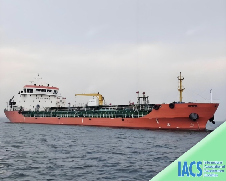 Petrolero de 6.600 DWT construido en 2014, en venta