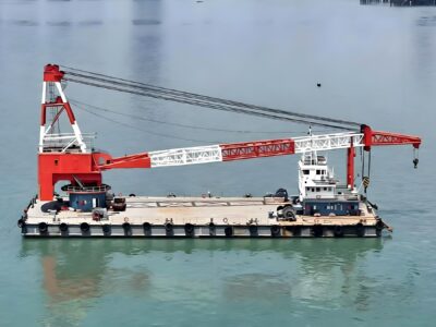 2015 Built 200 DWT Crane Vessel For Sale