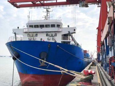 2015 Built 8500 DWT 610 TEU Container Ship For Sale