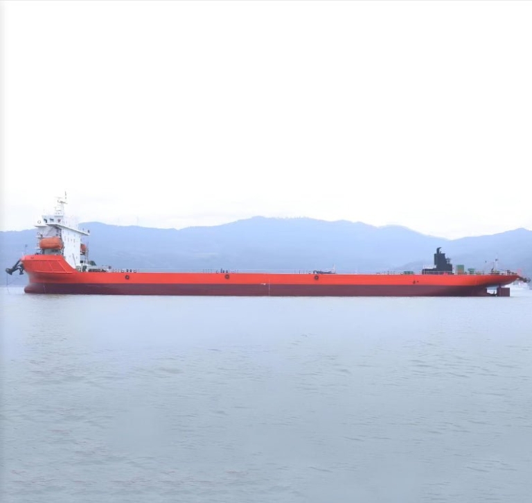 Se vende buque cisterna de 6.000 DWT construido en 2021