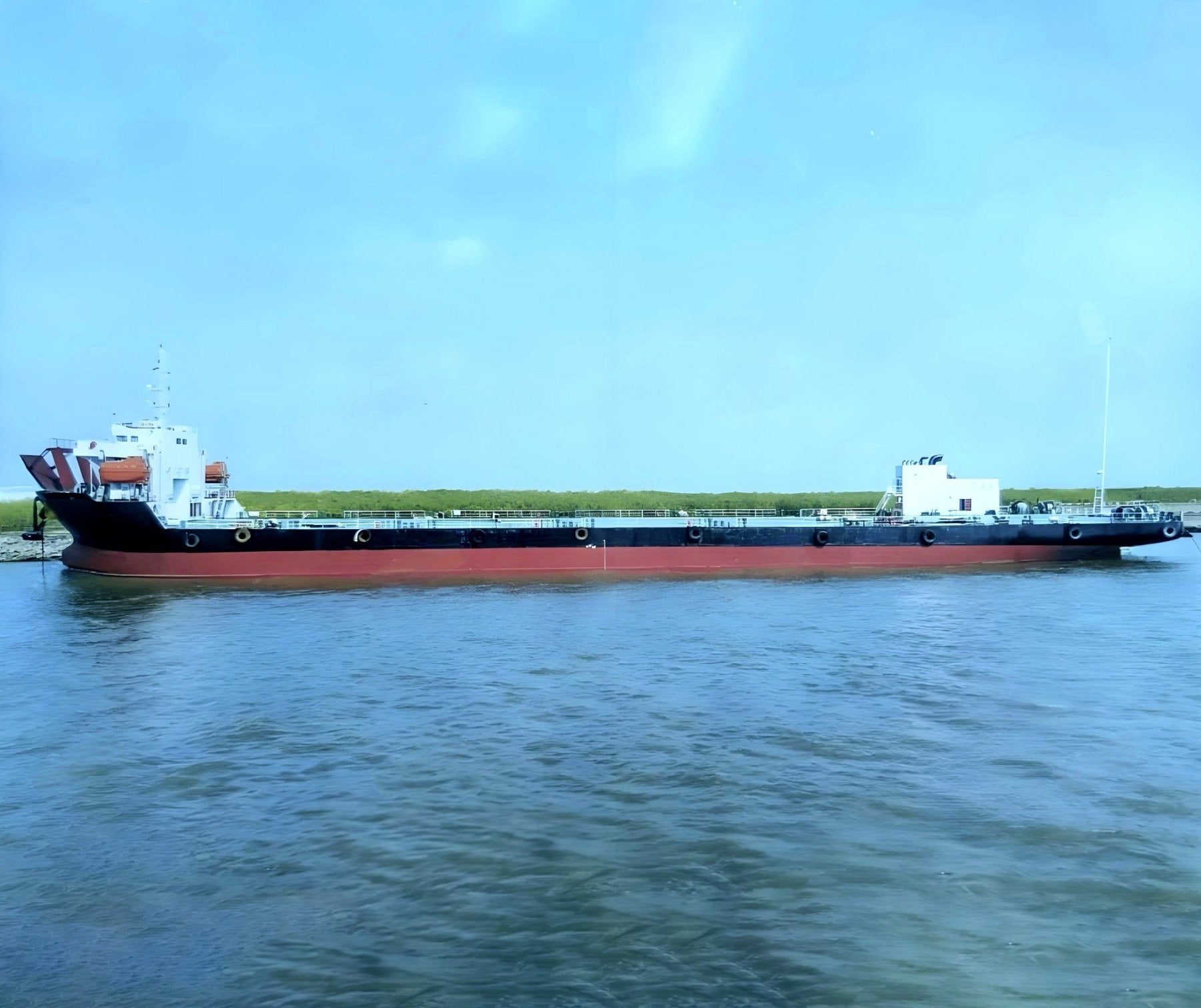 2022 Built 11000 DWT Landing Craft Tank For Sale Detail 2