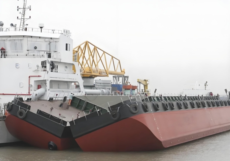 2022 Built 1500 DWT Self Driven Split Hopper Barge For Sale For Sale