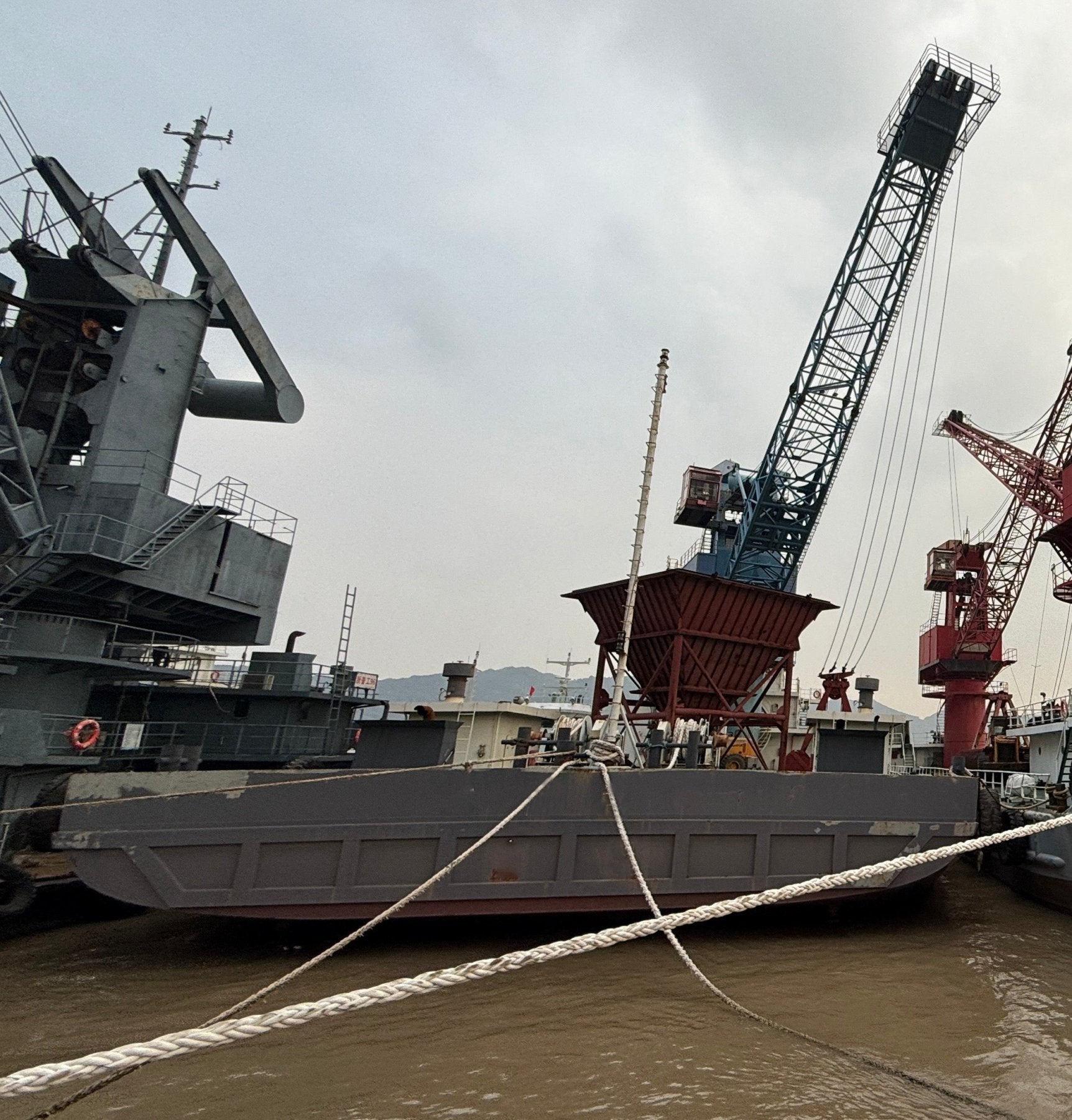 2022 Built 50 DWT Crane Vessel For Sale Detail 2