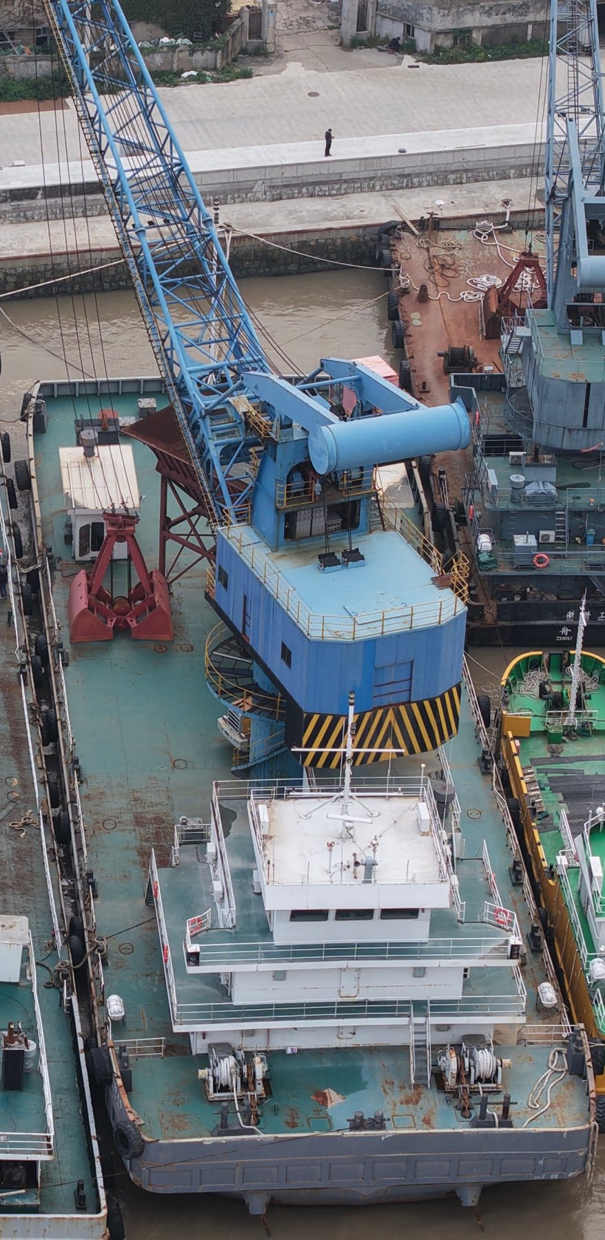 2022 Built 50 DWT Crane Vessel For Sale Detail 5