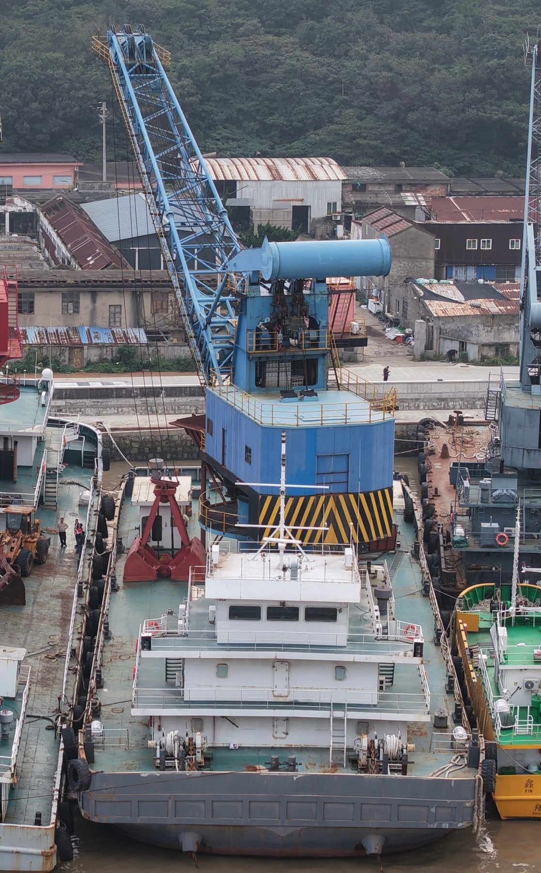 2022 Built 50 DWT Crane Vessel For Sale Detail 6