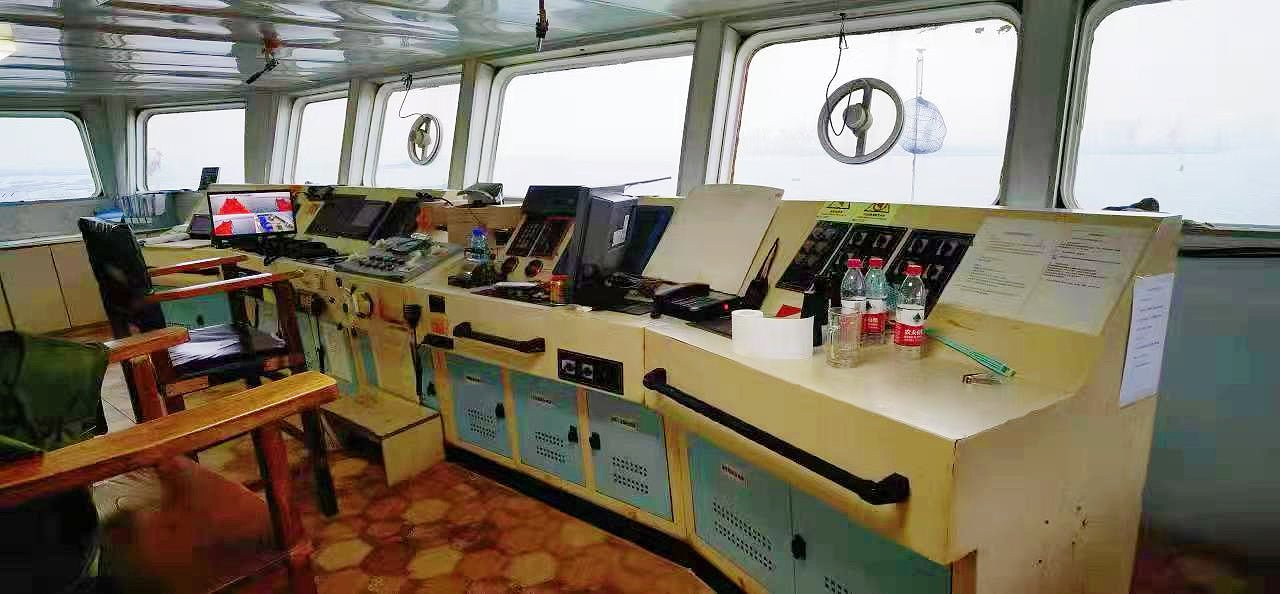 Detalles del buque portacontenedores de 5.700 DWT y 426 TEU, construido en 2023, en venta (2)