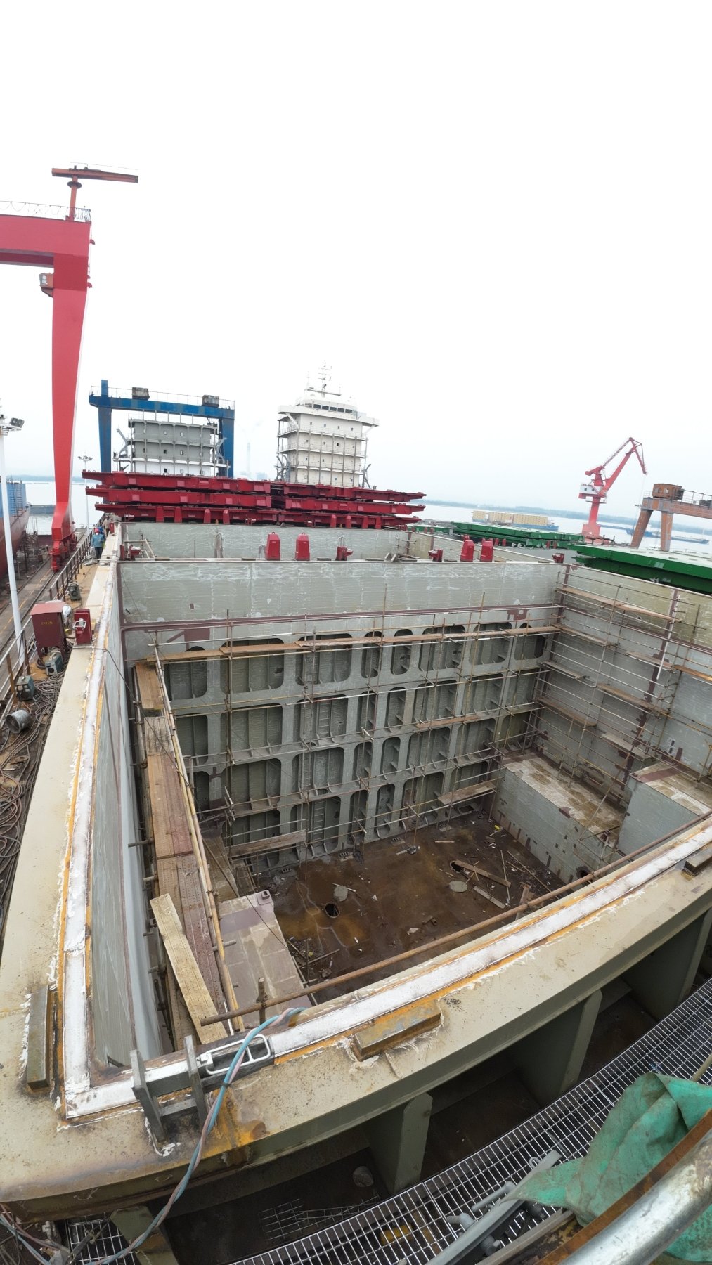 2024 Built 12000 DWT 1075 TEU Container Ship For Sale Detail 12
