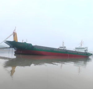 2025. Lanza-tanques de 4000 Dwt, de construcción reciente, en venta. 3352993 2 2025: Construcción de una lancha de desembarco de tanques de 4.000 DWT