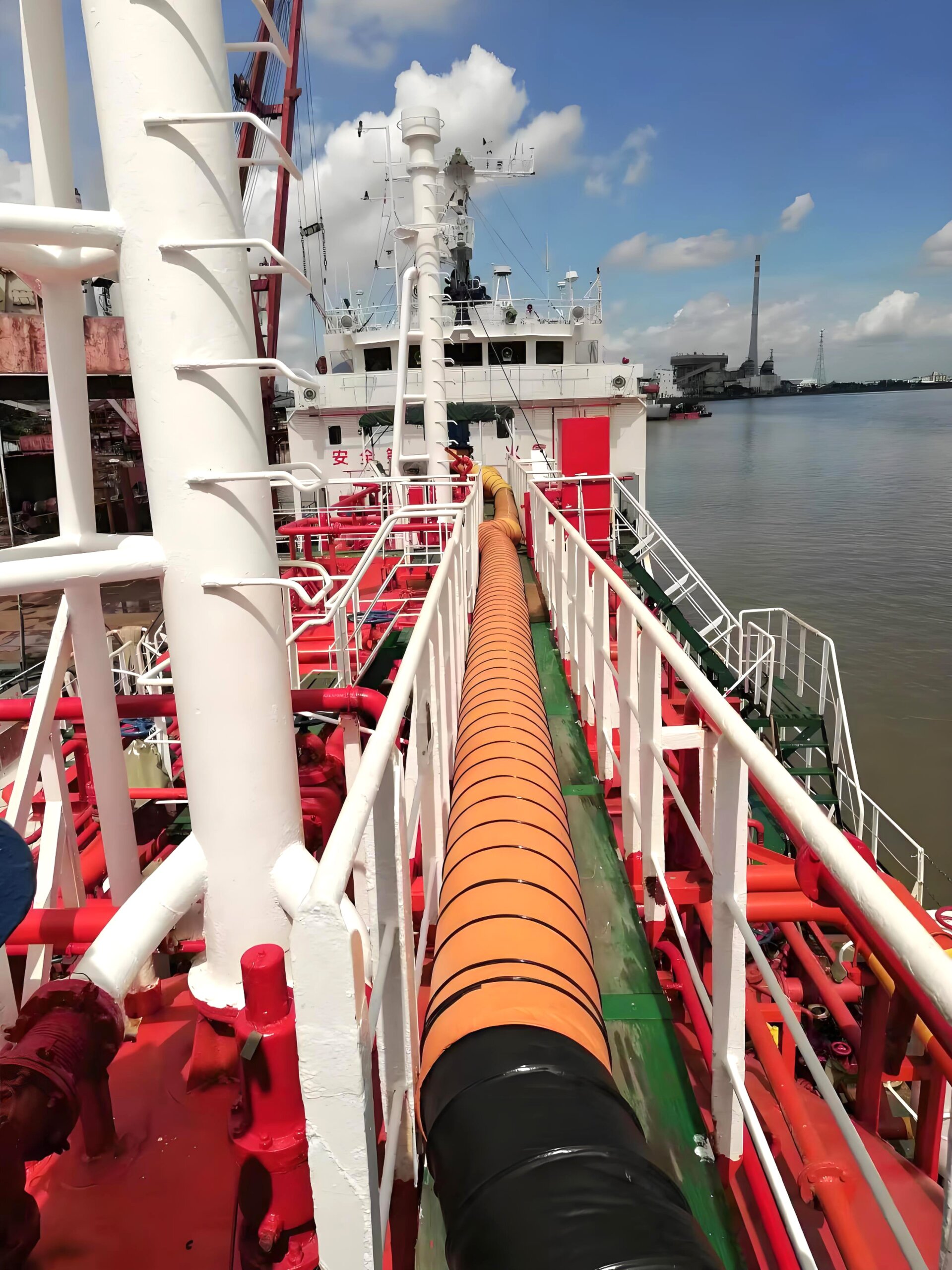 1993 Built 800 DWT LPG Tanker For Sale Detail 2