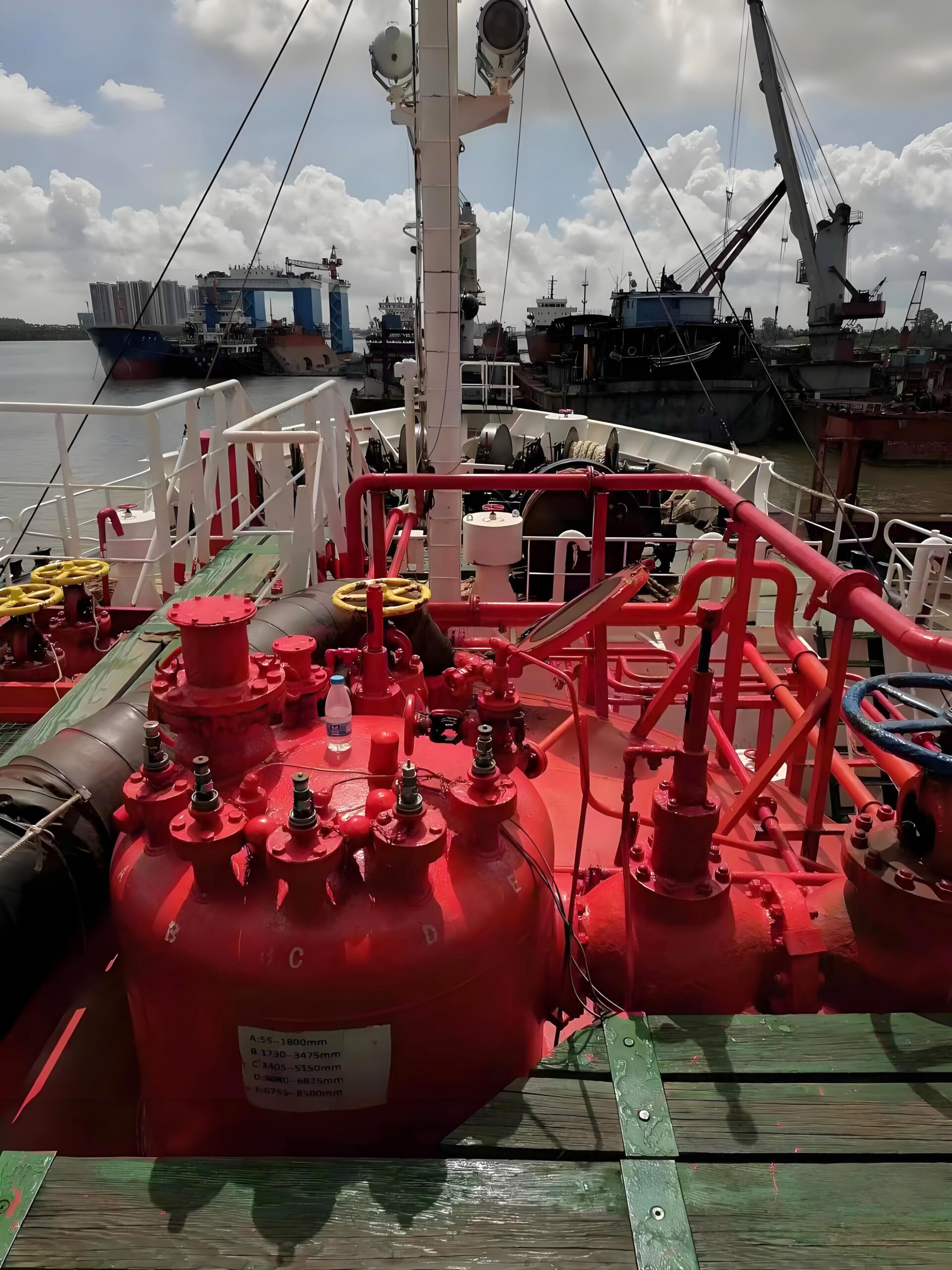 1993 Built 800 DWT LPG Tanker For Sale Detail 3