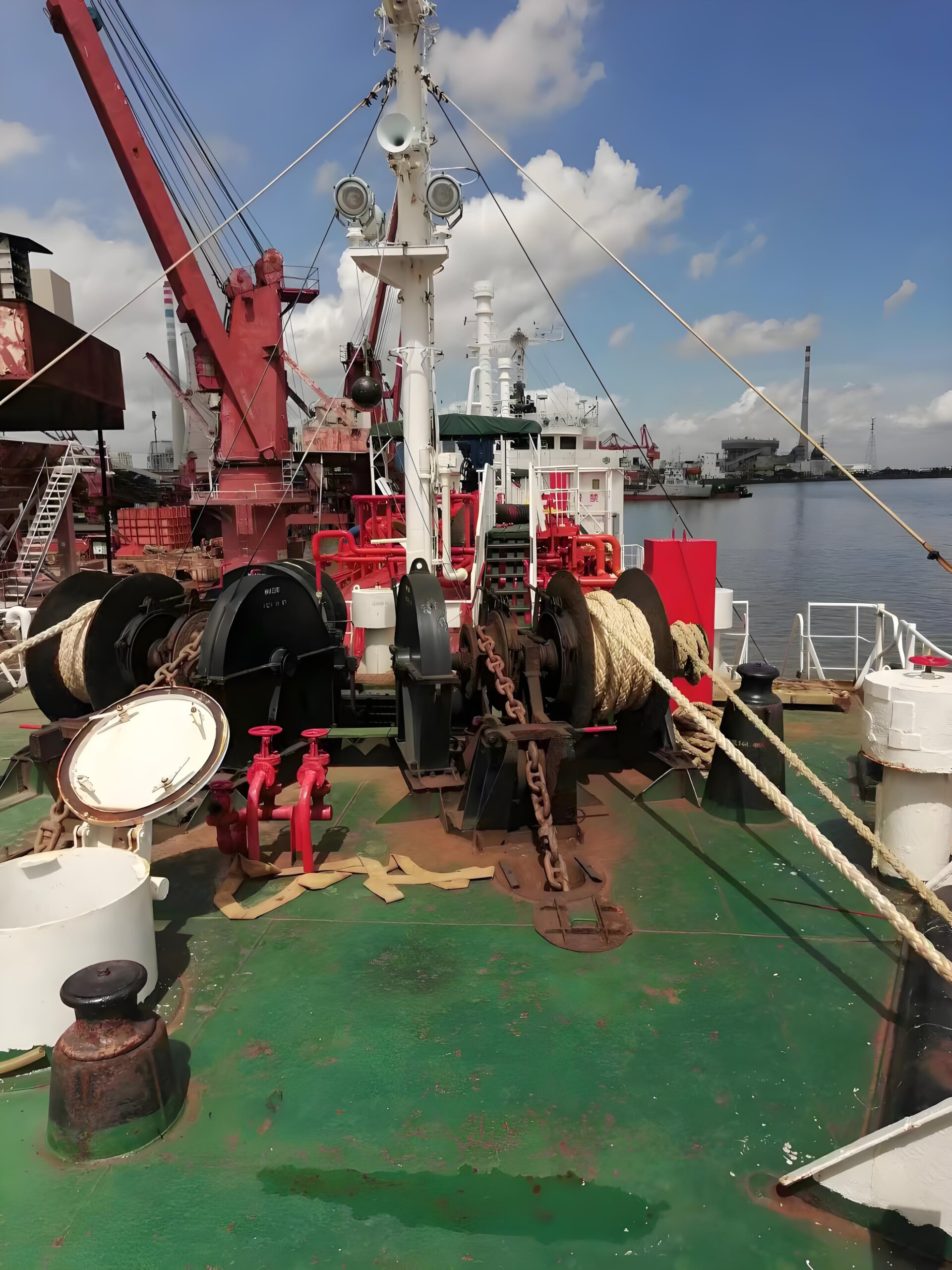 1993 Built 800 DWT LPG Tanker For Sale Detail 4