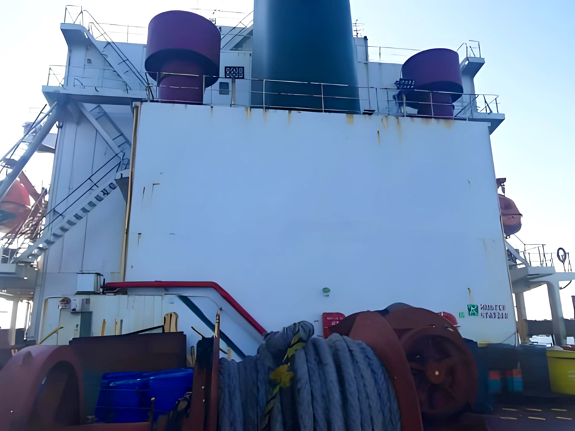 2001 Built 76600 DWT Bulk Carrier For Sale Detail 3