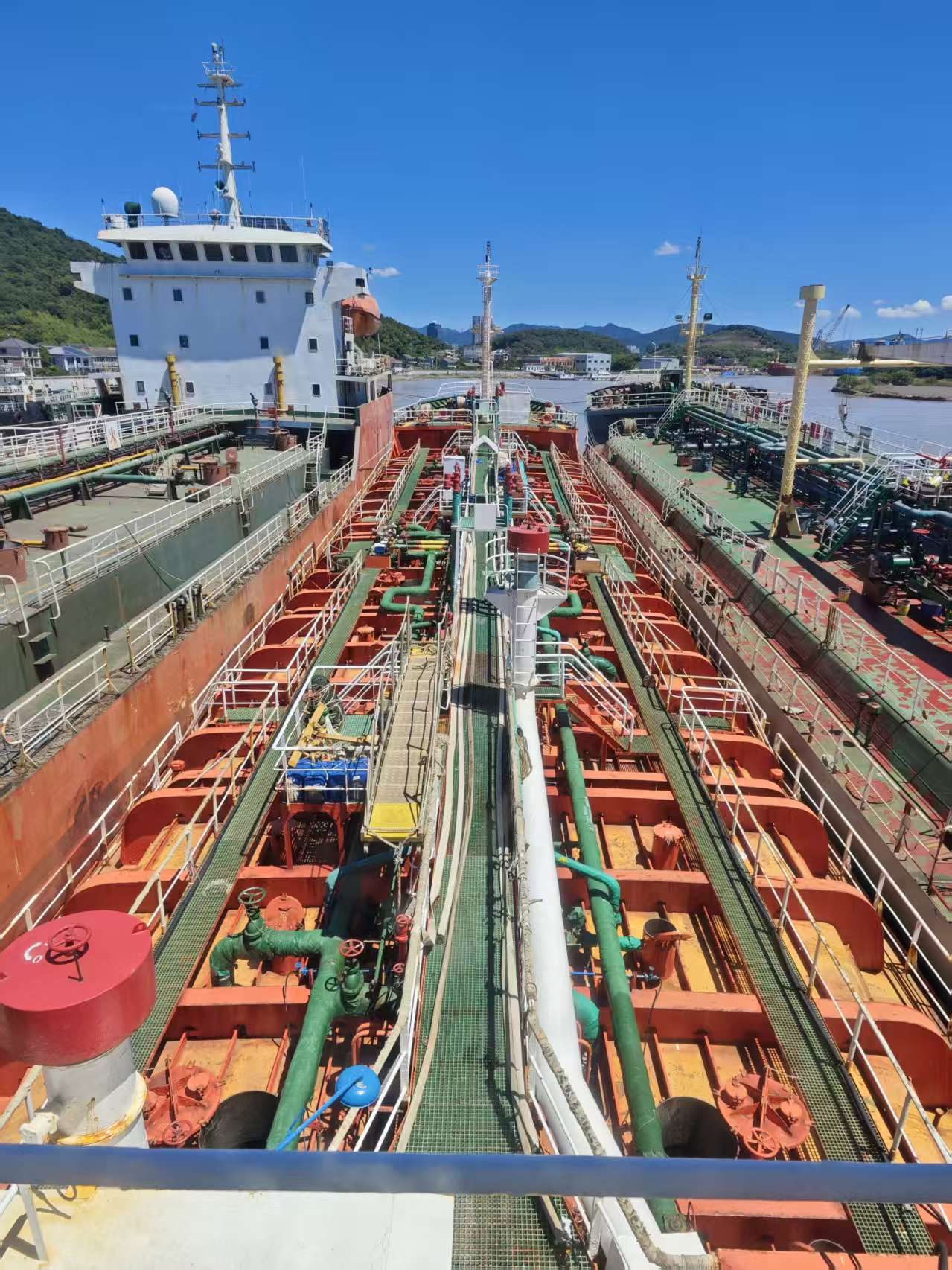 2007 Built 3400 DWT Chemical Tanker For Sale Detail 6