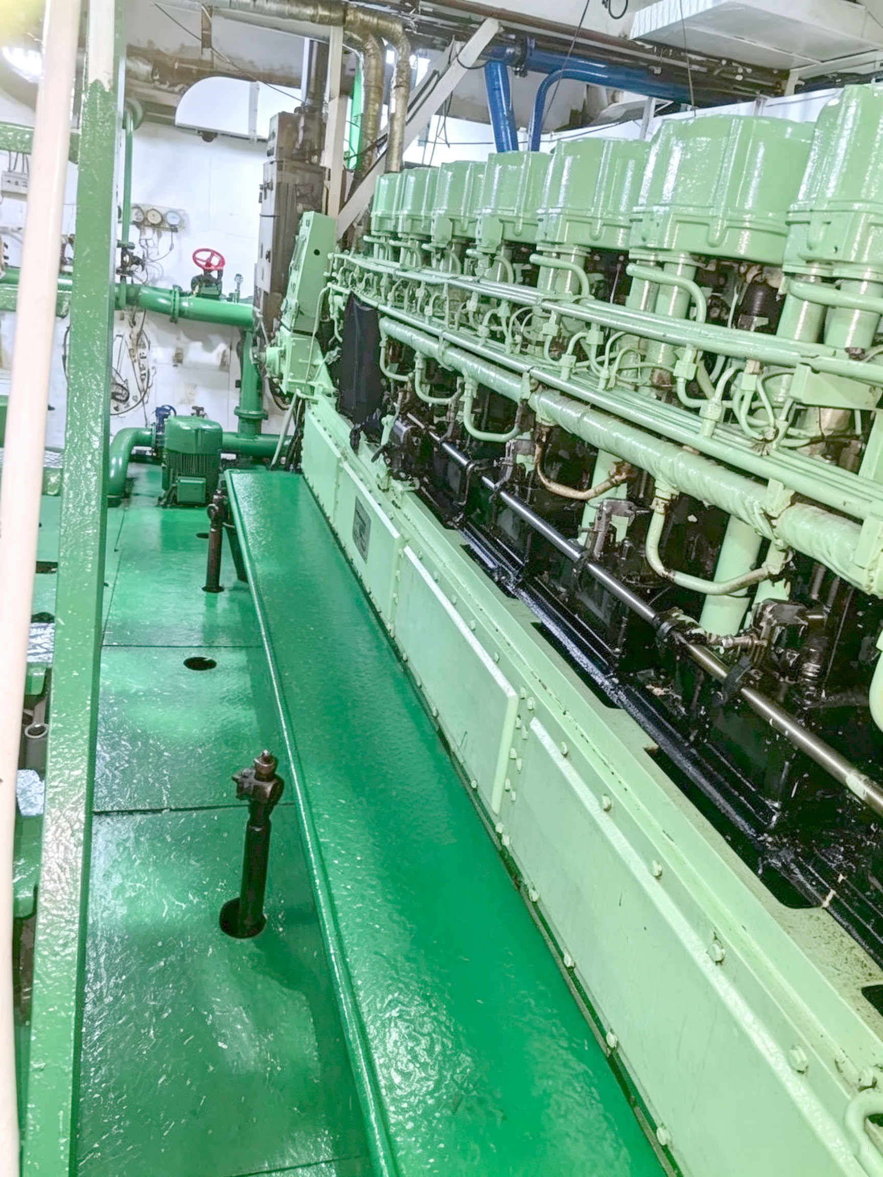 2004 Built 7800 DWT Multipurpose Vessel For Sale Detail 9