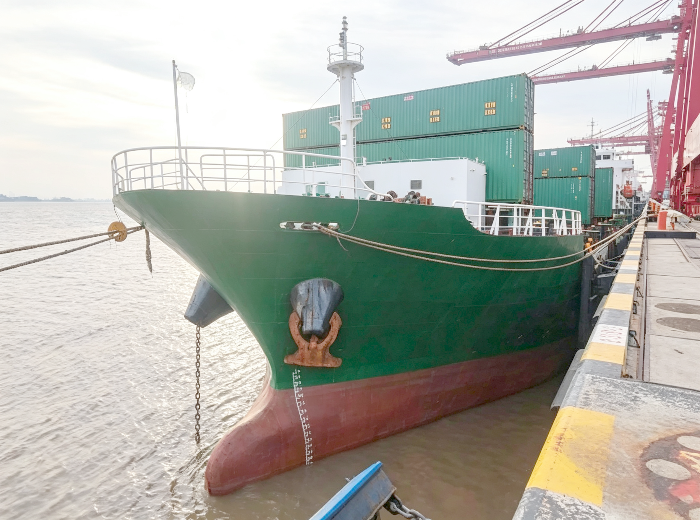 2005 Built 8200 DWT Multipurpose Vessel For Sale Detail 5