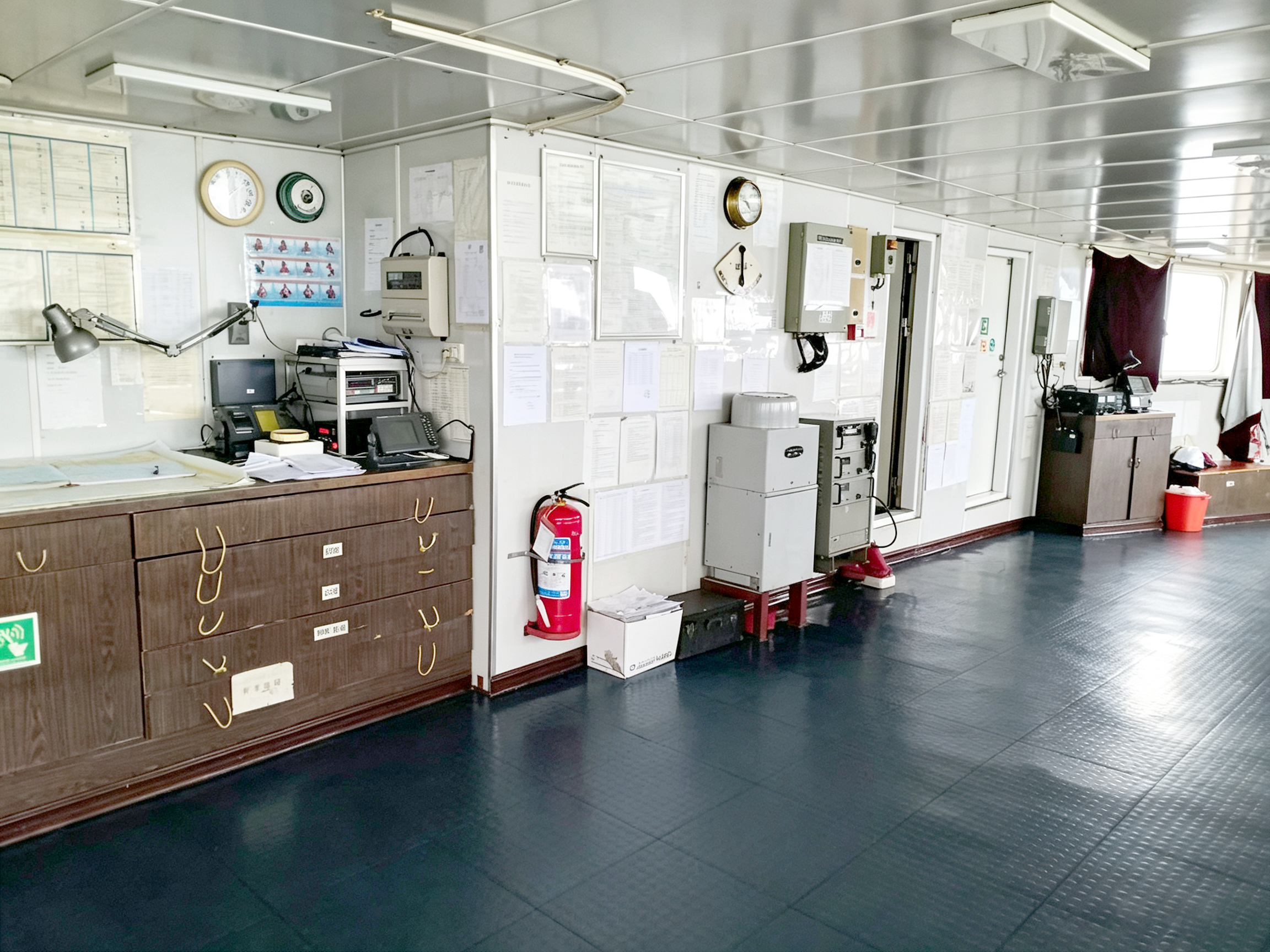 2007 Built 9000 DWT Oil Tanker For Sale Detail 6